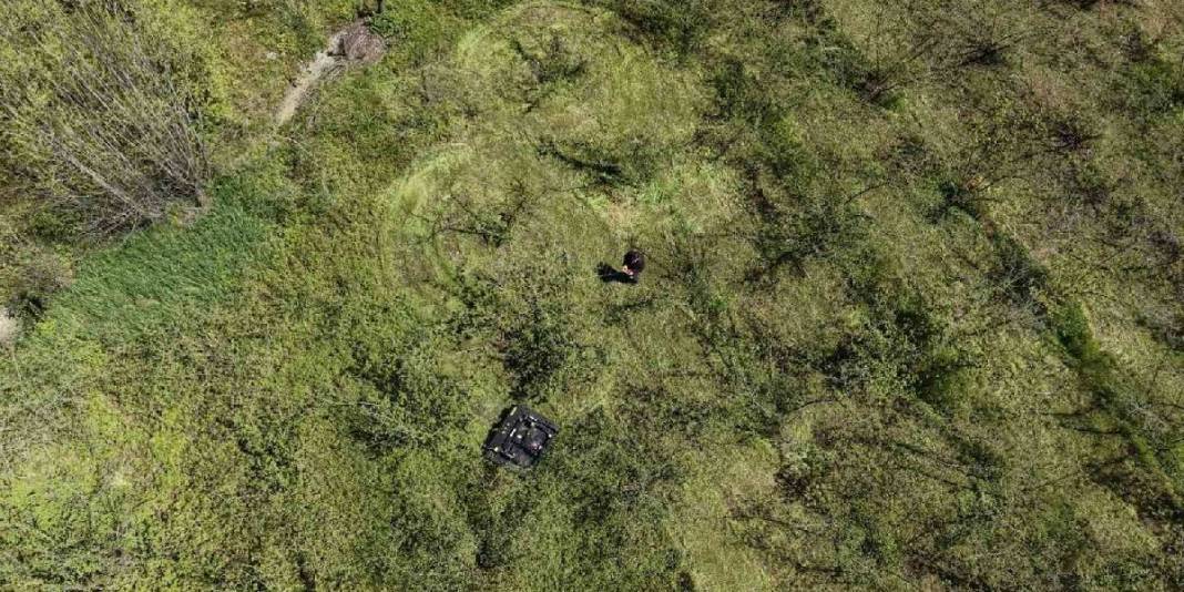 2 işçinin tam günde yaptığı işi 3 saatte yapıyor: Bu teknolojiyi çiftçi hayretle izliyor 2